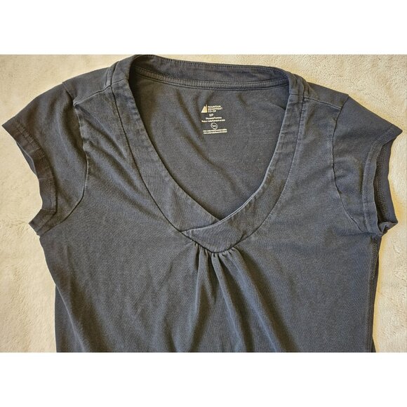 MEC women's Small basic black short sleeve v-neck tee t-shirt top - Picture 2 of 10